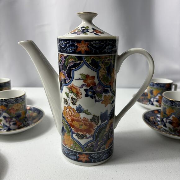 Vintage Fukagawa Imari Porcelain Demitasse Coffee Set for 5 with Floral Pattern